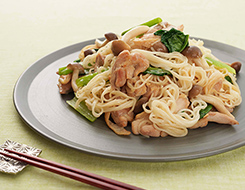 ガリバタチキンそうめん